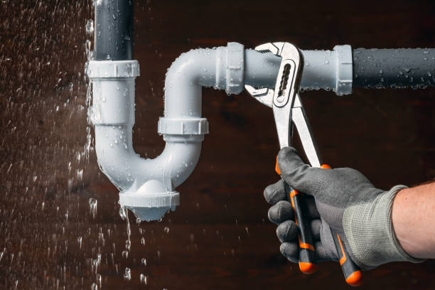 Professional Leak Detection technician working in Junction City, OH